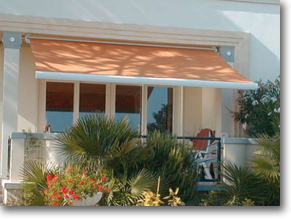 Sunpitch Retractable Awning